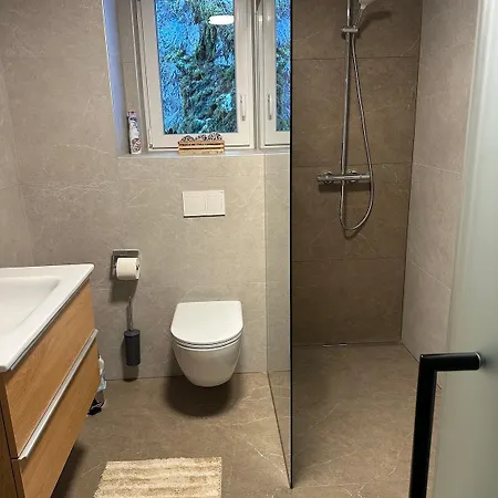 Modern Renovierte Mit Kunstambiente *